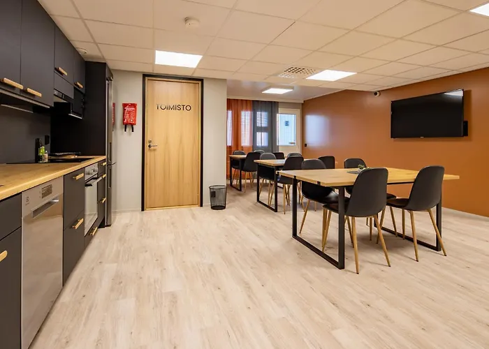 Visiitti فندق 3*